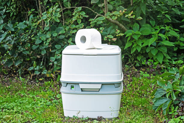 Portable Toilet Options We Offer in Clearlake Oaks, CA