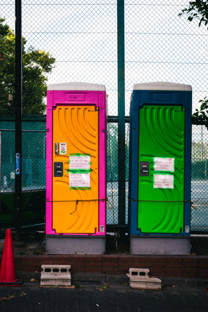 Best Portable bathroom rental  in Clearlake Oaks, CA